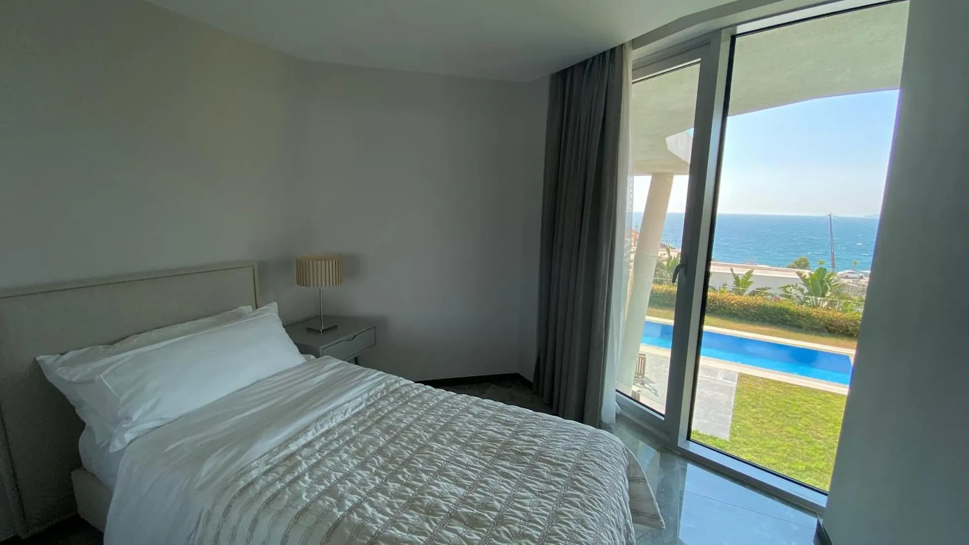 Sea-View Hotel Residence Milas 5*,